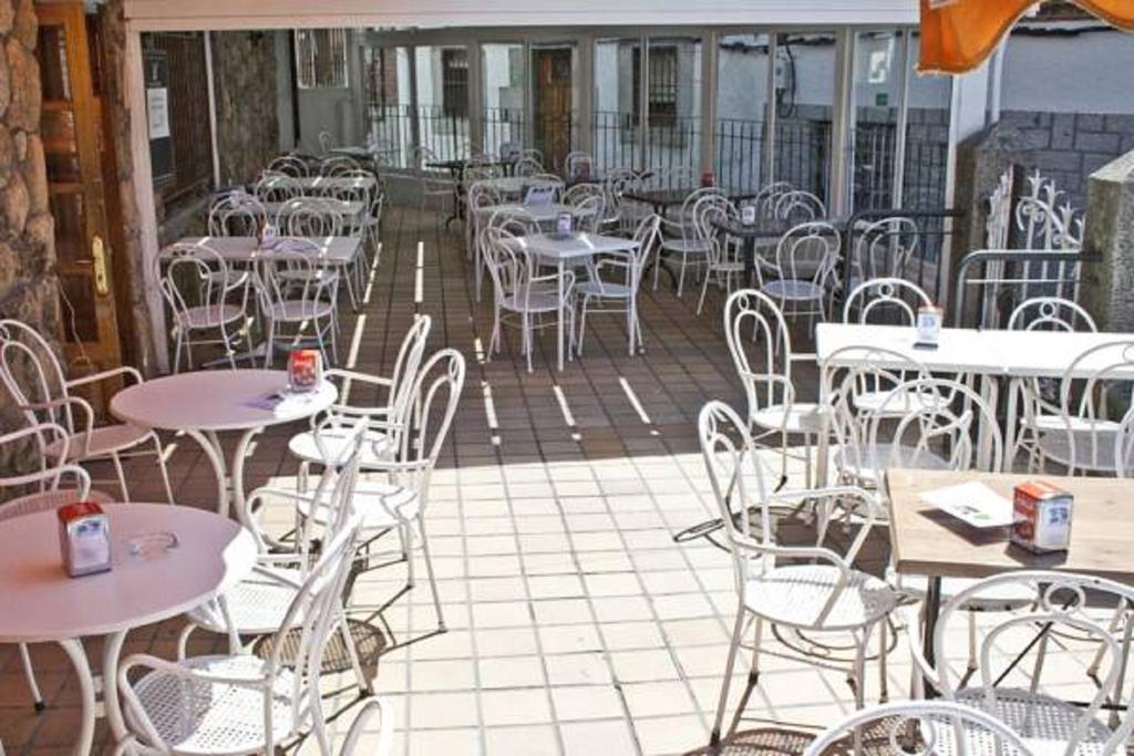 Hostal La Maya Cercedilla Buitenkant foto