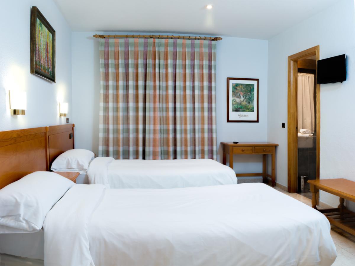 Hostal La Maya Cercedilla Buitenkant foto